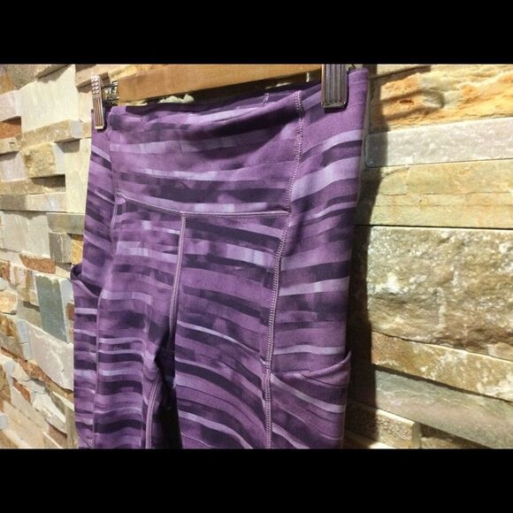 LULULEMON ATHLETICA Sport Capri   - Picture 4 of 7